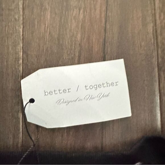 Better Together Black Sunday Club Off the Shoulder Cropped Sweatshirt L NWT - Picture 4 of 5